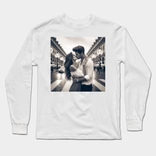 Kissing couple Long Sleeve T-Shirt